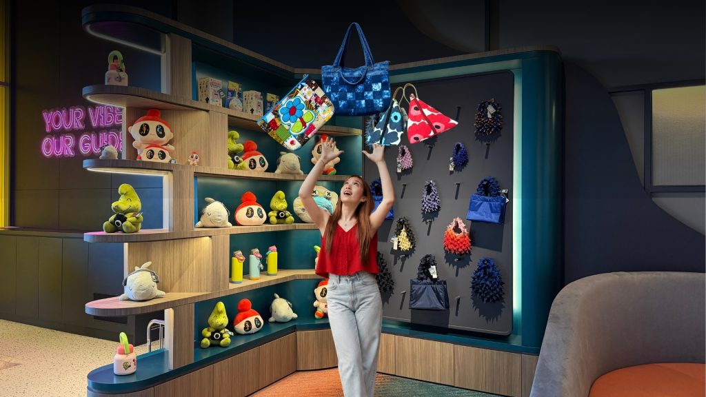 Area aktivitas lifestyle di Aloft Surabaya saat perayaan ulang tahun pertama hotel.