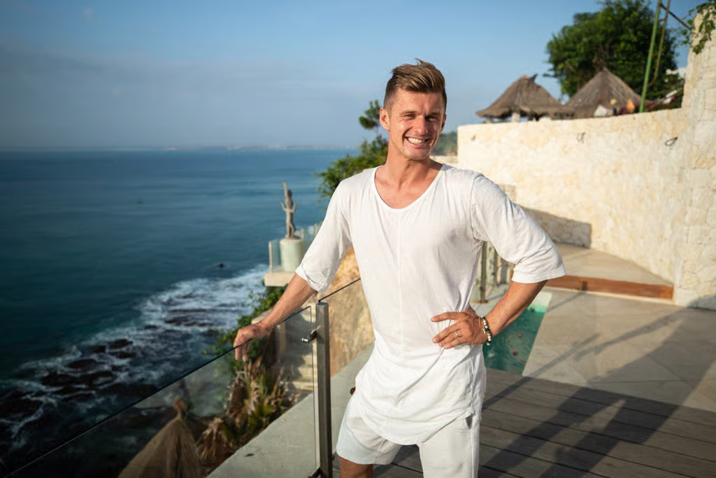Felix Demin pemilik dan pencetus ide pembangunan Private Jet Villa Bali