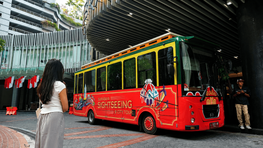 Sheraton Sightseeing City Tour Bus