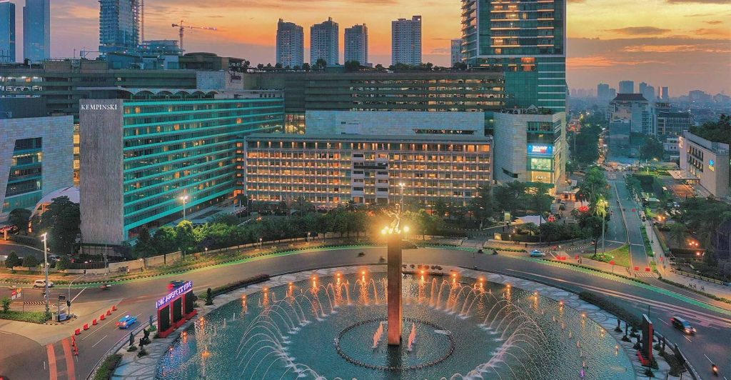Hotel Kempinski ini menjadi saksi perkembangan Jakarta dengan perpaduan nilai sejarah dan fasilitas modern.