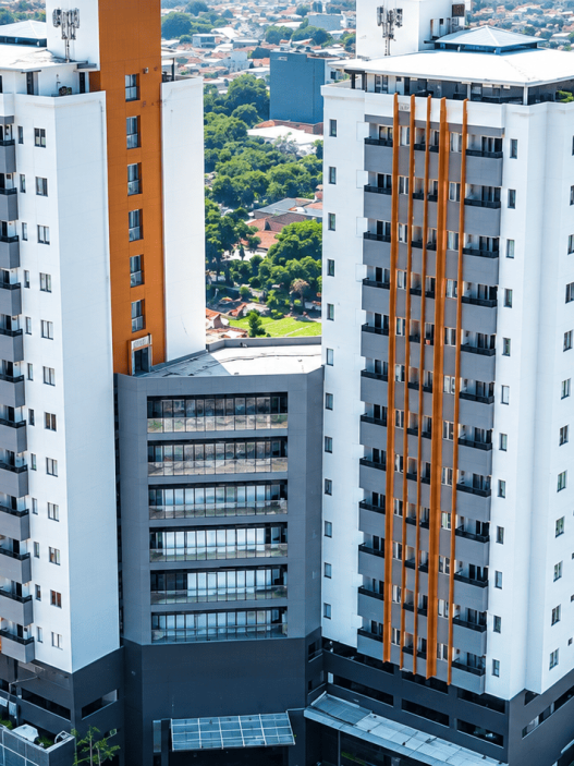 Twin Tower Hotel & Residence Surabaya dari udara