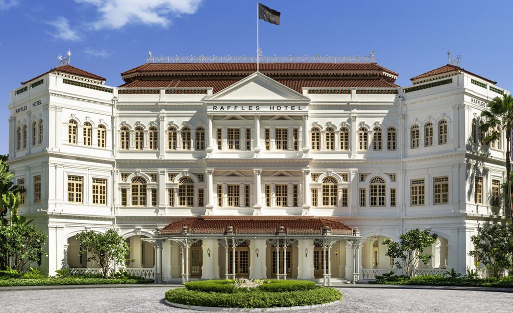 Raffles Singapore mempertahankan pesona arsitektur klasik sejak berdiri pada 1887, menjadikannya salah satu hotel legendaris di dunia.