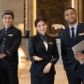 Perbedaan peran resepsionis, bellboy, dan concierge dalam pelayanan hotel