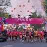 Peserta memeriahkan Road to Give 2026 di Surabaya